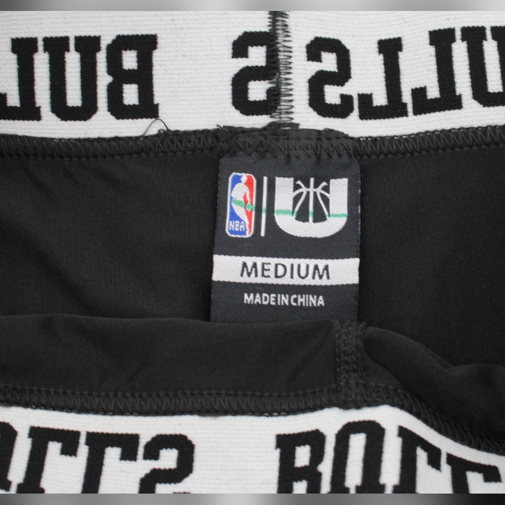 NBA Chicago Bulls Leggings – Size M | Black/Red/White - Picture 4 of 5